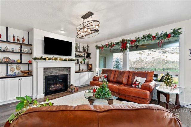 20530 N Shepherds Pie Way, Boise, ID 83714