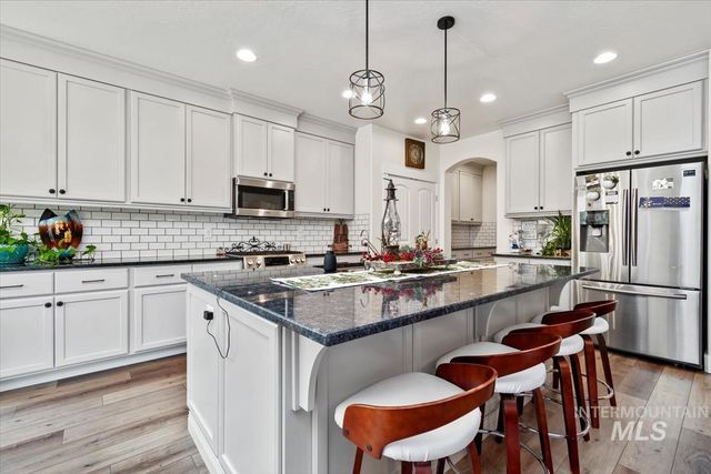 20530 N Shepherds Pie Way, Boise, ID 83714