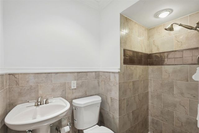 1239 43RD AVENUE N, St Petersburg, FL 33703