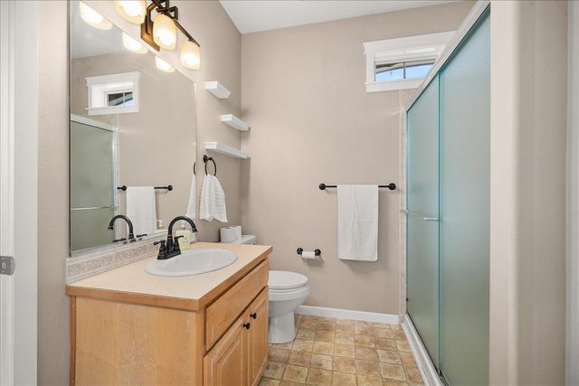 2315 W Chadwick Ln, Spokane, WA 99208