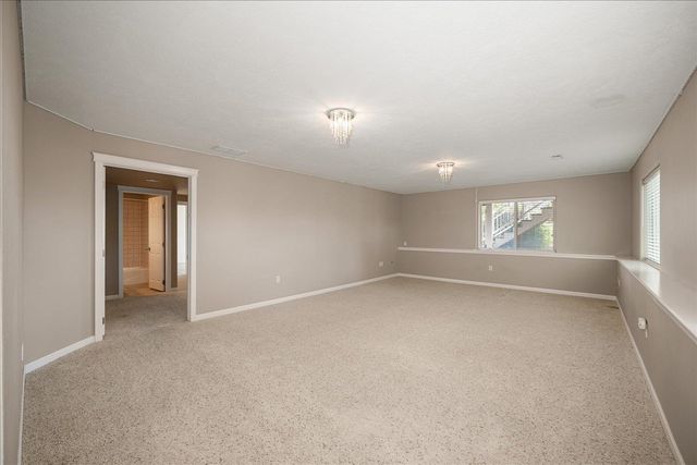2315 W Chadwick Ln, Spokane, WA 99208