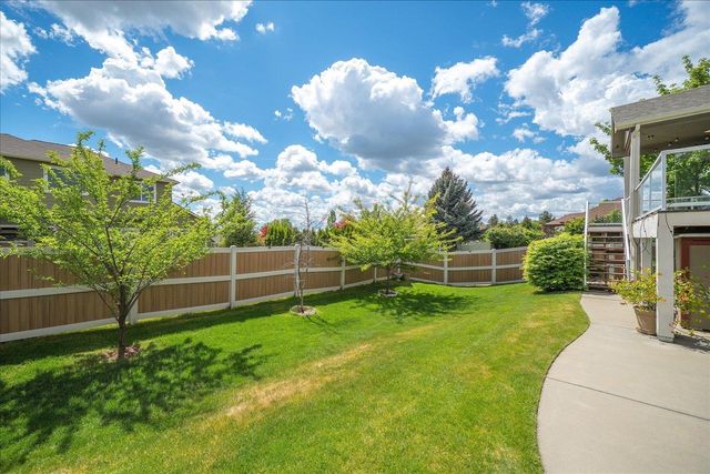 2315 W Chadwick Ln, Spokane, WA 99208