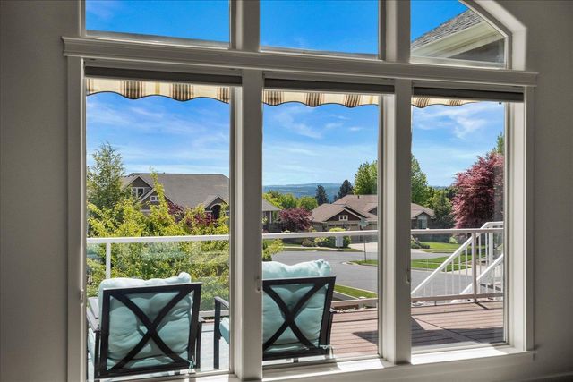 2315 W Chadwick Ln, Spokane, WA 99208