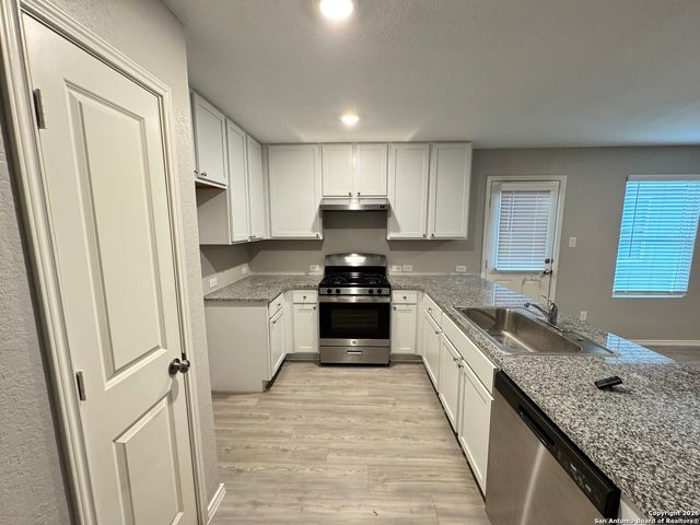 13838 Ostrich Run, San Antonio, TX 78252