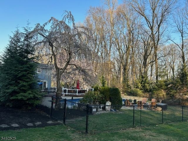 5 Parkwood Rd, Roxbury Twp., NJ 07876