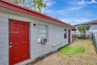 2701 NW 18th Ter B, Oakland Park, FL 33311