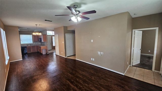 7406 Deloache Avenue, Humble, TX 77338