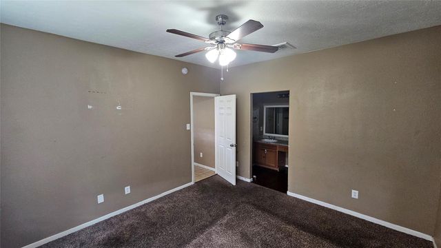 7406 Deloache Avenue, Humble, TX 77338