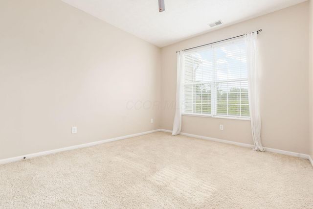 6033 Naughten Pond Drive, Columbus, OH 43213