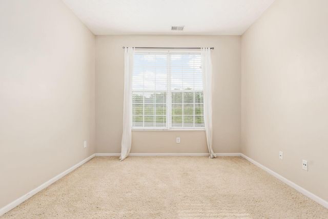 6033 Naughten Pond Drive, Columbus, OH 43213