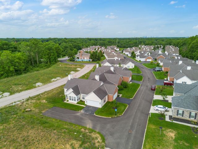 6033 Naughten Pond Drive, Columbus, OH 43213