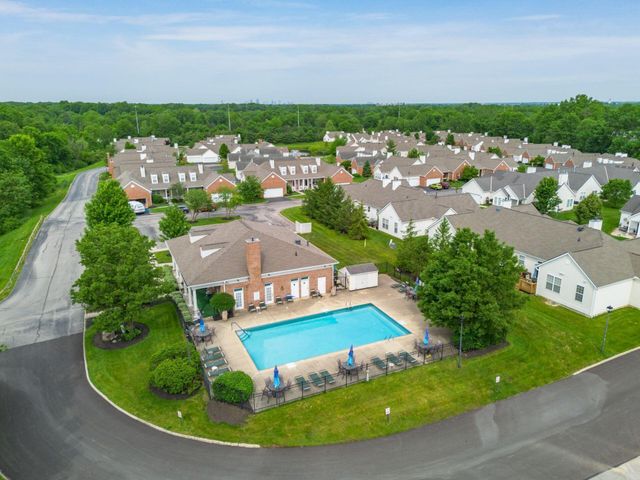 6033 Naughten Pond Drive, Columbus, OH 43213