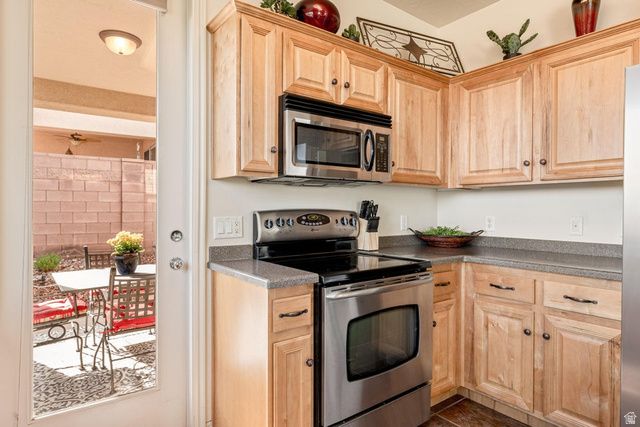 2838 E SLICK ROCK RD, Washington, UT 84780