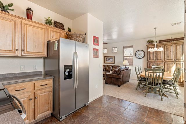 2838 E SLICK ROCK RD, Washington, UT 84780