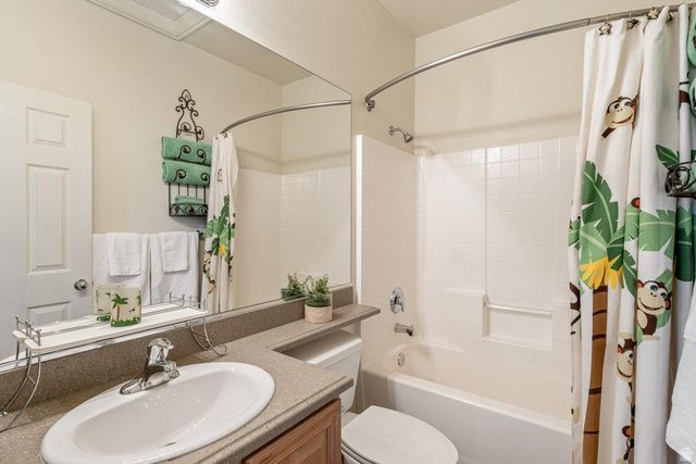 2838 E SLICK ROCK RD, Washington, UT 84780