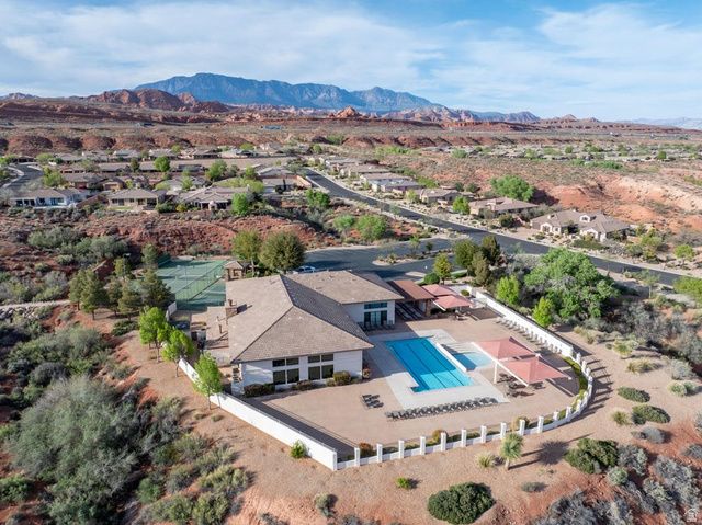 2838 E SLICK ROCK RD, Washington, UT 84780