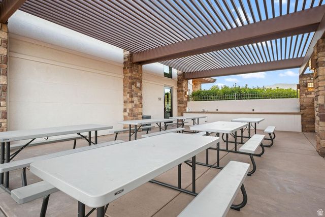 2838 E SLICK ROCK RD, Washington, UT 84780