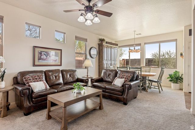 2838 E SLICK ROCK RD, Washington, UT 84780