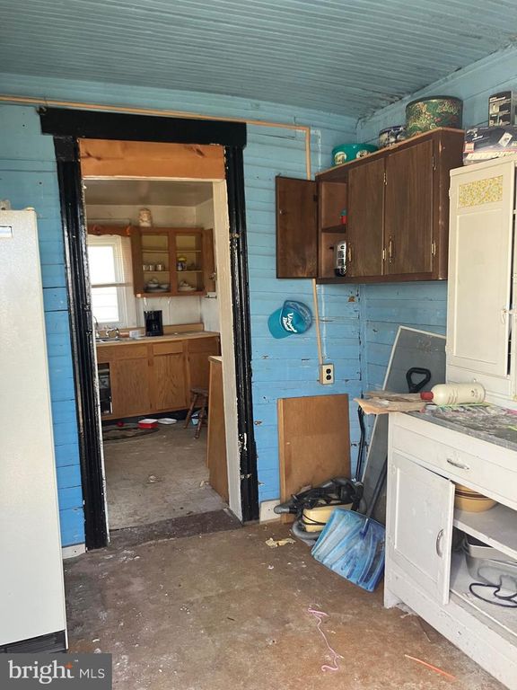 805 E B ST, Brunswick, MD 21716