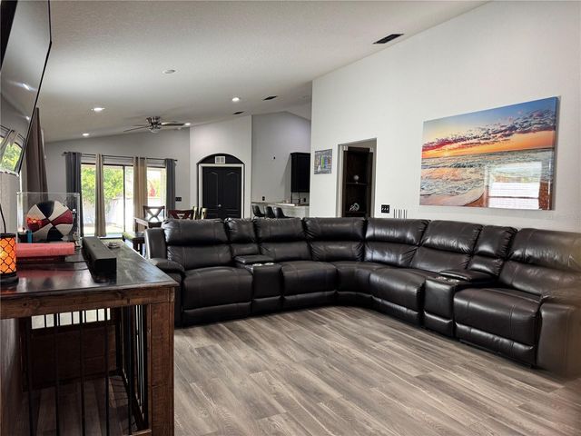 2235 LAKERIDGE DRIVE, Winter Haven, FL 33881