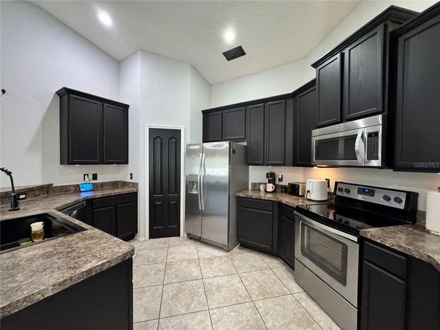 2235 LAKERIDGE DRIVE, Winter Haven, FL 33881