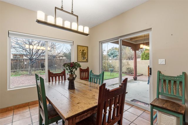 3040 Pueblo Puye, Santa Fe, NM 87507