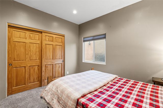 3040 Pueblo Puye, Santa Fe, NM 87507