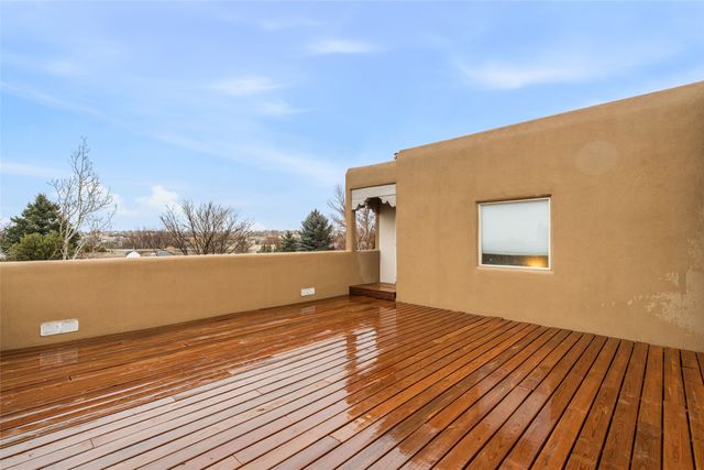 3040 Pueblo Puye, Santa Fe, NM 87507
