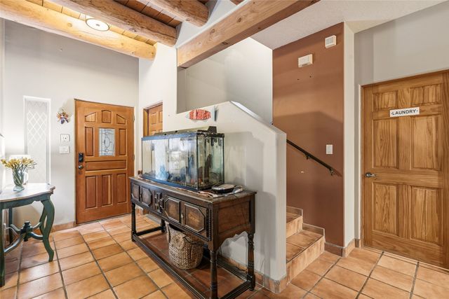 3040 Pueblo Puye, Santa Fe, NM 87507