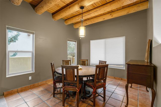 3040 Pueblo Puye, Santa Fe, NM 87507