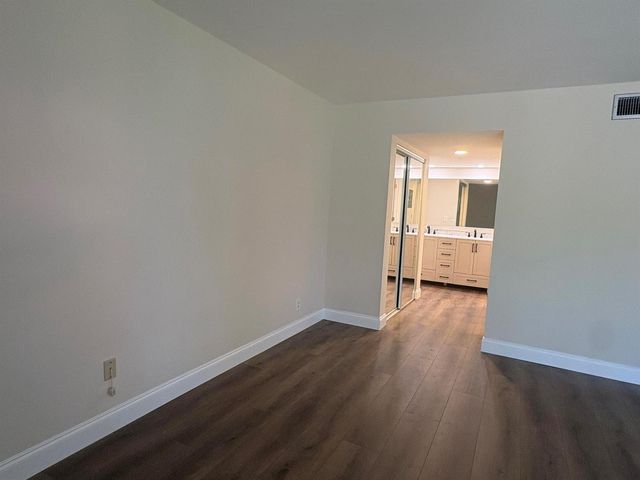 11280 Green Lake Drive 203, Boynton Beach, FL 33437