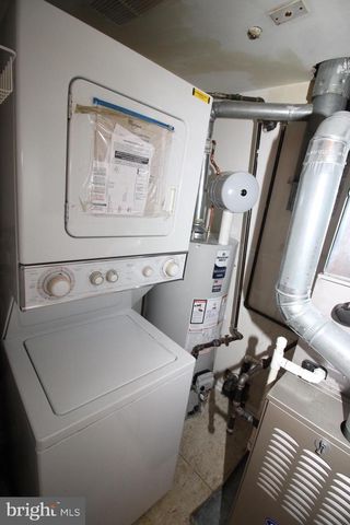 57 BELMONT STA, Southampton, PA 18966