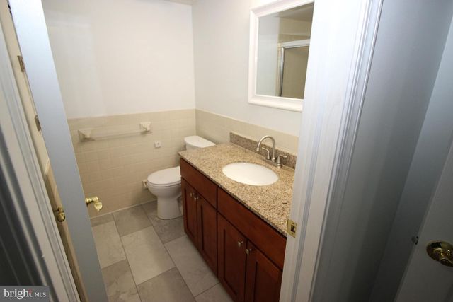 57 BELMONT STA, Southampton, PA 18966