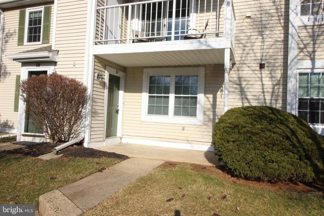 57 BELMONT STA, Southampton, PA 18966