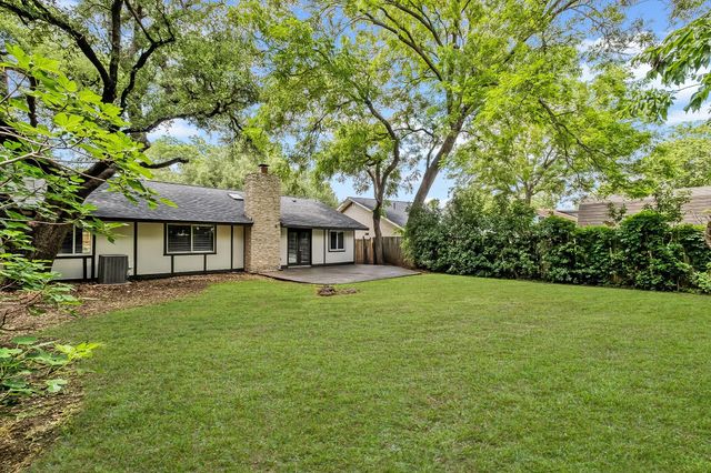 10417 Firethorn LN, Austin, TX 78750