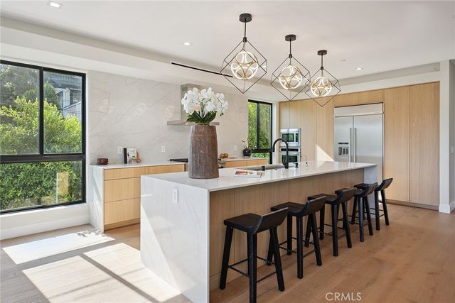 22268 Avenue San Luis, Woodland Hills, CA 91364