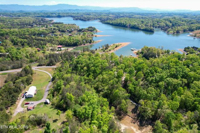 131 Pleasure Rd, Sevierville, TN 37876