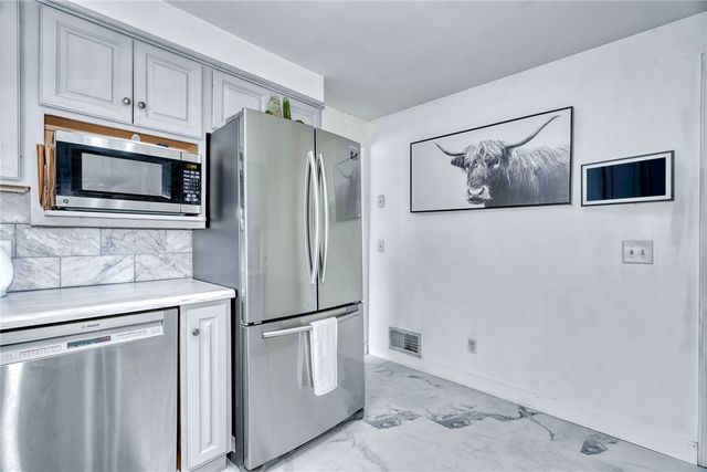 197 Heather Lane, Farmington, NY 14425