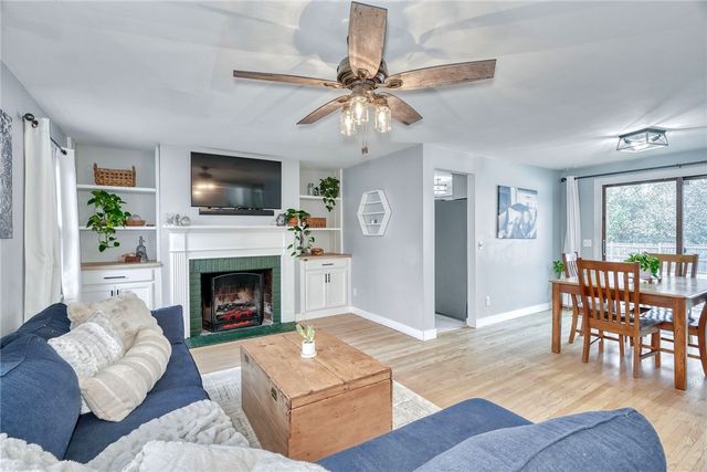 197 Heather Lane, Farmington, NY 14425