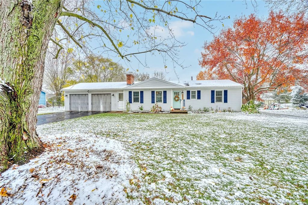 197 Heather Lane, Farmington, NY 14425