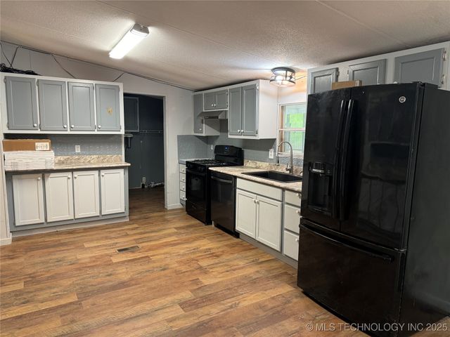 21179 E Standridge, Atoka, OK 74525