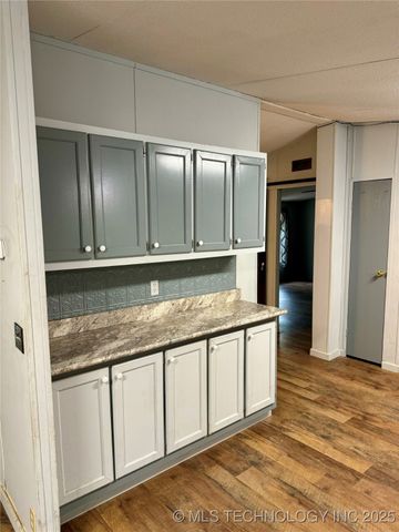 21179 E Standridge, Atoka, OK 74525