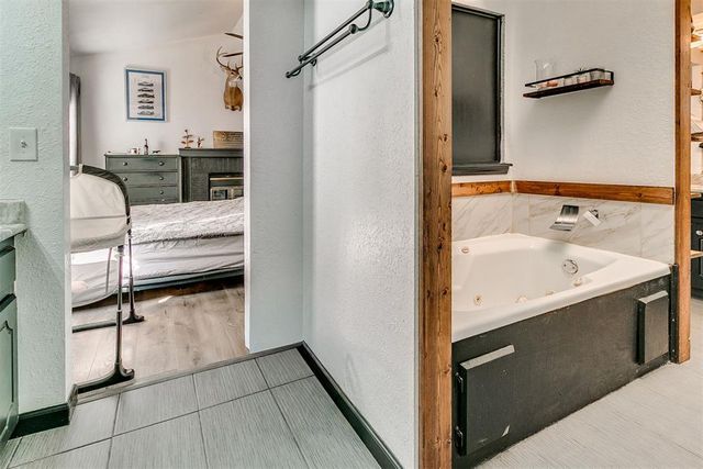 7920 NW 82nd Street, Oklahoma City, OK 73132