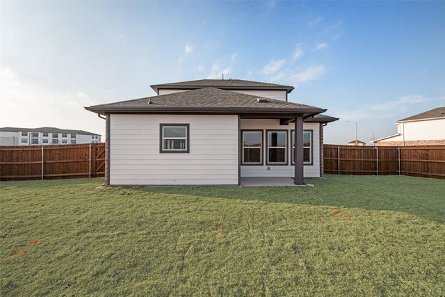 1452 Twin Forks Drive, Saginaw, TX 76131