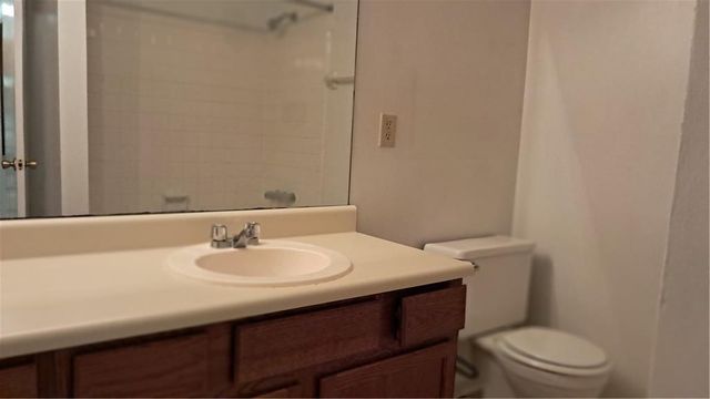 340 Teal Court, Roswell, GA 30076