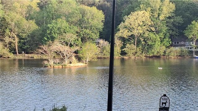340 Teal Court, Roswell, GA 30076