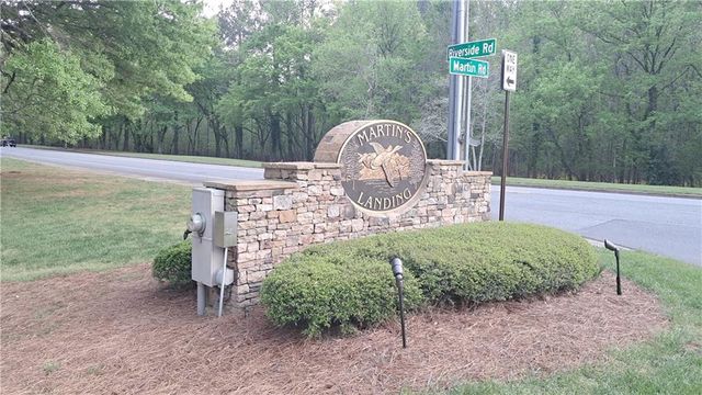 340 Teal Court, Roswell, GA 30076