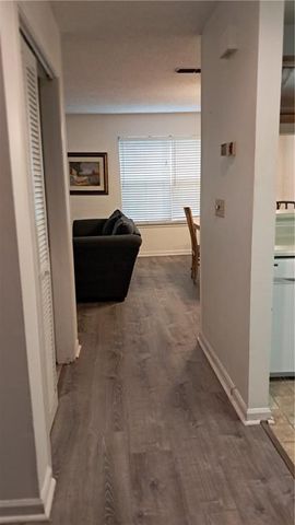 340 Teal Court, Roswell, GA 30076