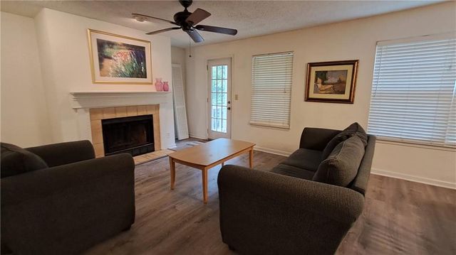 340 Teal Court, Roswell, GA 30076