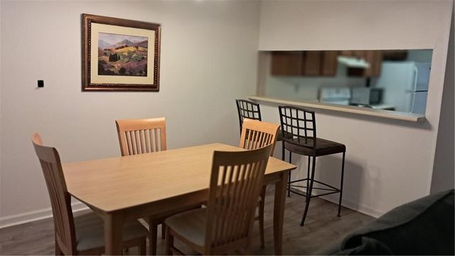 340 Teal Court, Roswell, GA 30076